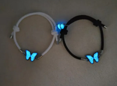 blue-luminous-smart-butterfly-necklace