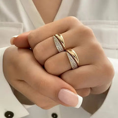 elegant-adjustable-sparkle-ring